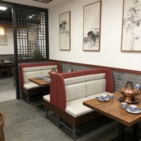 Meubles de cantine de luxe peu encombrants pour restaurant de burgers, banquette en cuir blanc