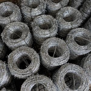 Fil barbelé électrogalvanisé BTO-22 BTO-28 CBT-60 CBT-65, diamètre 1,6 mm 2,0 mm 2,5 mm, 2 brins, <span class=keywords><strong>4</strong></span> points, fil de fer barbelé - Product Image 3