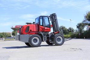 5 tonnes diesel tout-terrain <span class=keywords><strong>chariot</strong></span> élévateur 4WD modèle 5 tonnes poids en ordre de marche Chine fournisseur <span class=keywords><strong>prix</strong></span> produit <span class=keywords><strong>chariot</strong></span> élévateur à Combustion interne - Product Image 5