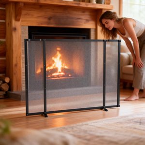 Parafuoco Decorativo in Ferro Battuto Classico, Struttura Robusta, Resistente ai Graffi, Decorazione per Caminetto - Product Image 1