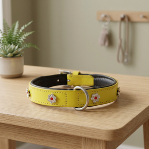 Collier de chien en cuir véritable, fait à la main, avec clous de fleurs rembourrées et cristaux doux, fabrication de décoration Exclusive - Product Image 3