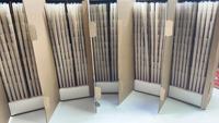 Lot de 1000 cônes en papier roulé en pâte de bois écologiques faits à la main, roses, 109 mm, qualité supérieure, impression quadricolore personnalisée