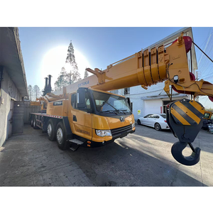 Grúa Hidráulica de Camión de 70 Toneladas de Segunda Mano Confiable con Motor Weichai Nacional III y Cuatro Ejes para Construcción - Product Image 1