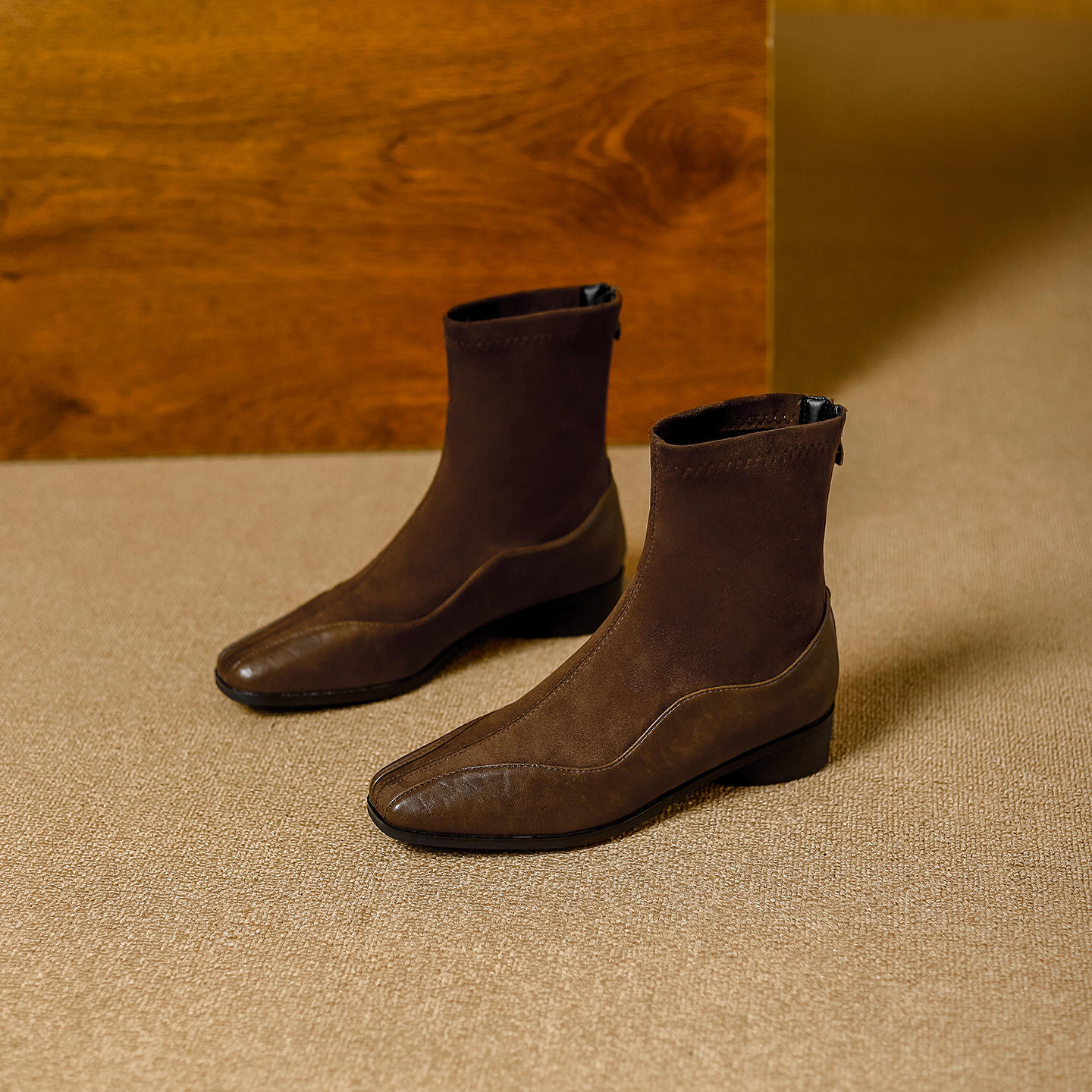 สีน้ำตาล