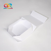 Boîte en carton pliable écologique avec fermeture magnétique, matériaux recyclés, design imperméable - Emballage de luxe portable pour cadeau