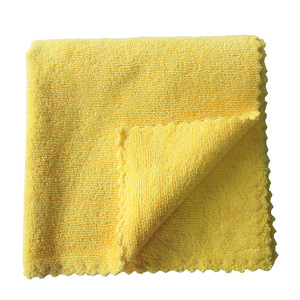 Serviette de lavage auto en microfibre 40x40cm 350gsm avec bordure en dentelle, chiffon absorbant pour le detailing auto - Product Image 2