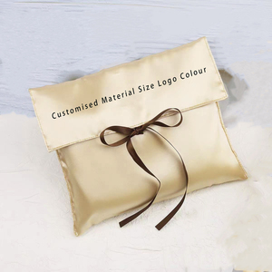 Pochette de rangement en <span class=keywords><strong>satin</strong></span> rose imprimée avec logo personnalisé, sac de protection de luxe en soie pour perruques, emballage cosmétique pour cheveux et textiles - Product Image 1