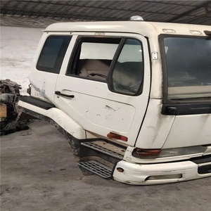 Cabina Diésel Completa Usada de Buena Calidad LHD para Partes de Carrocería de Camión Nissan <span class=keywords><strong>UD</strong></span> - Product Image 1