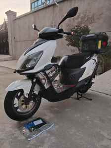 <span class=keywords><strong>Scooter</strong></span> <span class=keywords><strong>Suzuki</strong></span> UY125 125cc à refroidissement par air EFI - Product Image 4