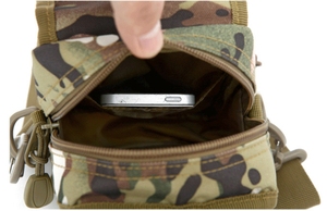 CB14 - Mini pochettes de camouflage numérique Woodland avec sangles d'épaule - Sacs multi-usages pour le camping, la randonnée, la chasse et les activités de plein air - Product Image 3