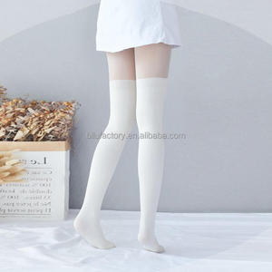 Chaussettes longues en coton tricoté pour femmes, au-dessus du genou, chaudes, pour l'automne, avec logo personnalisable sur le corps et le bord. - Product Image 3