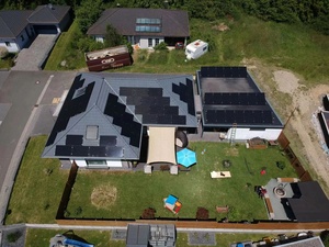 <span class=keywords><strong>Trina</strong></span> TSM-NEG18R.25 485-515W 490 495 500 505 510 watts Panneaux solaires Vertex S + Topcon Modules solaires entièrement noirs 30 ans de garantie - Product Image 6
