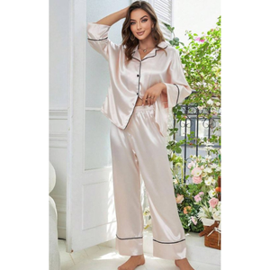 Conjunto de Pijamas Largos para Mujer en Material Sostenible, Tela de Seda y Algodón Orgánico, Servicio de Fabricación OEM ODM en Fábrica de Vietnam - Product Image 4