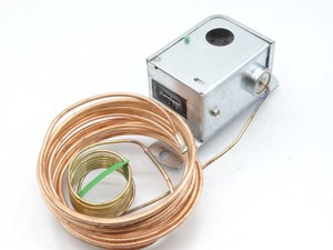 Contrôleur de température 134-1510 - Neuf dans sa boîte - Product Image 1