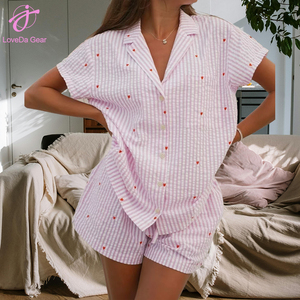 Ensemble pyjama pour femmes Loveda en gros, chemise à imprimé mignon d'été, deux pièces, chemise à manches courtes, shorts, avec <span class=keywords><strong>poche</strong></span> - Product Image 3
