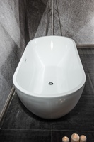 Égouttoir de bain autoportant moderne pour adultes Acrylique Surface solide Intérieur Pierre autoportante Résine Trempage profond Salle de bain portable