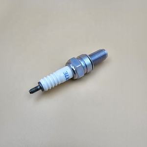 Resistencia de Bujía para Motocicleta CR7E 4578 para <span class=keywords><strong>CBR</strong></span> con Empaque Original Japonés - Product Image 6