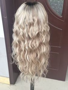 Prix le plus bas Factoer – Perruque complète en dentelle respirante, cheveux russes ondulés, blond doré ombré, densité 180 %, 20 pouces - Product Image 2