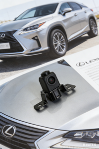 Cámara de Visión Trasera HD Original con Conector OE 8679048300 para Lexus Serie RX 2022 RX350, RX350h, RX450h+, RX500h - Product Image 3