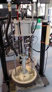 Thủy tinh cách điện dây chuyền sản xuất kính đôi hai thành phần máy đùn Sealant máy