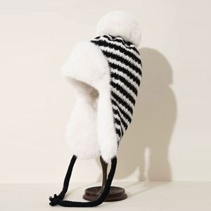 หมวกไหมพรมผู้หญิงสำหรับฤดูหนาวแบบหนา  ทรงรัสเซีย ป้องกันหู กันลม สำหรับปั่นจักรยาน  หมวกขนสัตว์ - Product Image 5