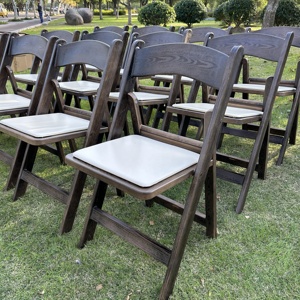 Silla Plegable de Resina para Jardín, Eventos, Bodas y Comedor, de Alta Calidad, Cómoda, con Aspecto de Madera, Venta al Por Mayor - Product Image 4