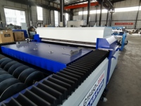Machine de découpe laser CNC automatique à fibres optiques JLKJ avec contrôle Cypcut HIWIN pour ligne de production de bobines métalliques - Prix usine