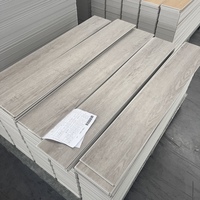 Traditionelles Design Betonoptik SPC-Bodenbelag 5mm 0,5mm Nutzschicht Klicksystem für Innenbereich Küche Schule