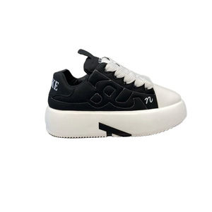 Luxury Designer OEM Men Classic Solid Color Bread Shoes Ultra Light Soft Sole Skin-friendly Hiking Running Casual <b>Sneakers</b> - Product Image 1