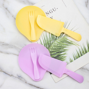 Disposable Plastic Teardrop Plate Cutlery Set For Party Serving Size 5 - Product Image 2