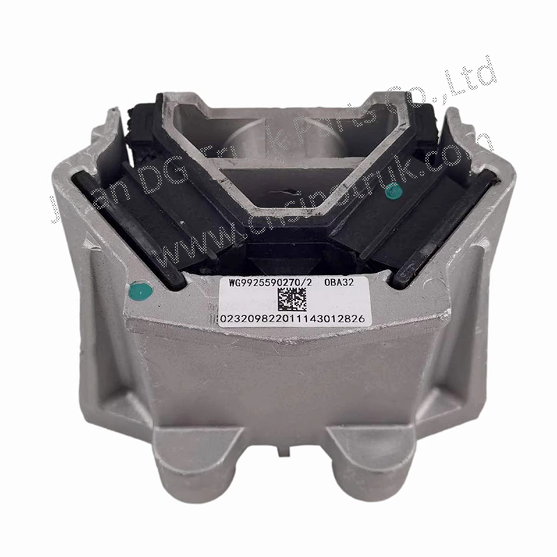 SINOTRUK Engine Mount WG9925590270 - Heavy-Duty Truck Parts