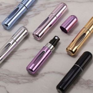 Atomiseur de parfum portable mini 5 ml en aluminium, rechargeable par le bas, format voyage, en verre sérigraphié personnalisé - Product Image 2