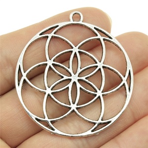 Colgante Mandala de Rejilla Circular 48x44mm de Aleación de Plata Antigua Calada con Bucle Único para Tejido de <span class=keywords><strong>Atrapasueños</strong></span> - Product Image 4