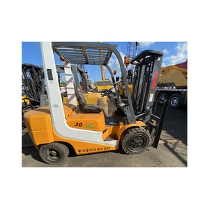 Chariot élévateur diesel robuste TCM FD30 3 tonnes, moteur Isuzu d'origine japonaise, mât de 3 m, vente directe usine pour le chargement en entrepôt - Product Image 3