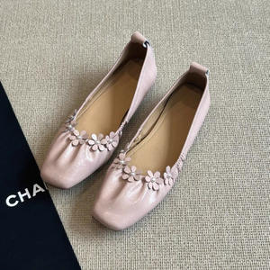 Zapatillas de ballet estilo francés con diseño de flores, punta cuadrada, ligeras, con soporte de arco alto y tira única, de punta cerrada. - Product Image 2