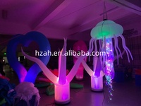 Plantes aquatiques gonflables d'algues gonflables d'éclairage coloré pour des accessoires de fête décoratifs