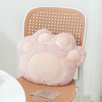 Coussin Patte de Chat Mignon en Peluche, Doux et Confortable, pour Canapé de Salon, Soutien Lombaire, Repose-tête de Lit en Coton PP pour Femmes