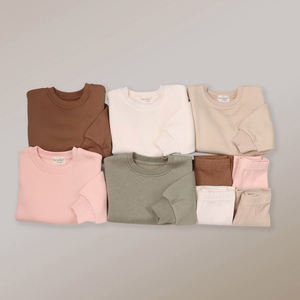 เสื้อสเวตเชิ้ตผ้าฝ้ายปักลายแบบกำหนดเอง ชุดลำลองเข้าชุดสำหรับครอบครัว แม่ลูก และเด็กชาย เด็กหญิง และเด็กทารกหญิง - Product Image 2