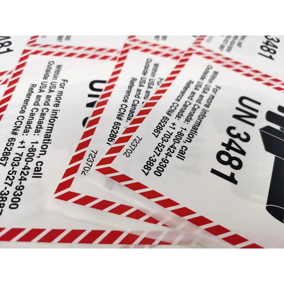 Custom Direct Thermisch Papier Label Roll En Prijs Label Stickers Doos Afdichting Sticker