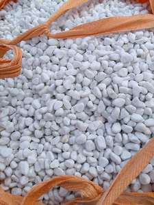 Pietra naturale del fiume giallo lucido ciottoli di pietra alla rinfusa paesaggistica diverse dimensioni ciottoli di pietra per il <span class=keywords><strong>giardino</strong></span> - Product Image 6