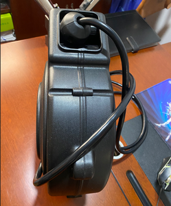 Enrouleur de câble rétractable monté au mur/au plafond SJTW 12AWG /14AWG robuste de 65ft /50ft nema5-15p à la sortie Triple Tap - Product Image 6