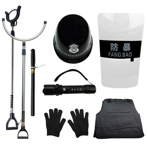 Bouclier anti-émeute avec sangle simple pour la protection de la sécurité dans les écoles, les hôpitaux, les banques et les communautés - Product Image 4