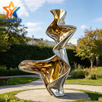 Sculpture et figurine abstraites modernes en acier inoxydable gravé, art public extérieur pour paysages et places publiques, designs personnalisés disponibles