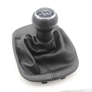 Couvre-poignée de levier de vitesses Volkswagen en cuir noir 5 vitesses, ajustement ergonomique B5 Plus - Product Image 1