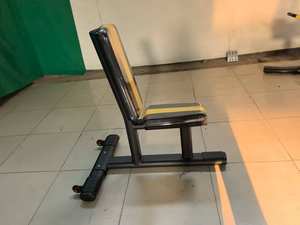 MB <span class=keywords><strong>LJ</strong></span>-068 Máquina <span class=keywords><strong>Smith</strong></span> de Fábrica con Carga de Discos para Entrenamiento de Fuerza, Prensa de Pecho y Press de Banca con Inclinación Ajustable - Product Image 4