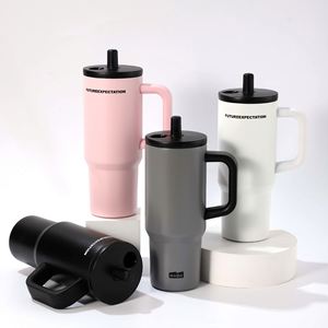 Gobelet de voyage pour voiture 24oz 720ml, tasse isotherme à double paroi avec couvercle et paille, antidérapant pour usage quotidien - Product Image 1
