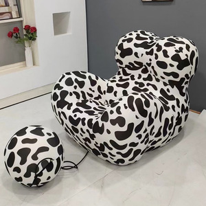Enkele Luie Sofa Onregelmatige Vorm Gestreepte Gecomprimeerde Bank Voor Villa Gebruik Fauteuil Met Bijpassende Poef Uniek - Product Image 1