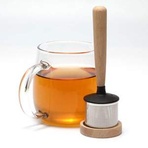 แก้วกรองชาสแตนเลสพร้อมด้ามไม้ ลดราคาพิเศษ ปลอดภัยต่ออาหาร - Product Image 1