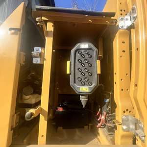 รถขุดตีนตะขาบมือสอง Caterpillar 320GC ของญี่ปุ่น น้ำหนัก 20 ตัน เครื่องจักรก่อสร้าง สภาพ 90% รถขุดมือสอง Caterpillar 320GC - Product Image 4