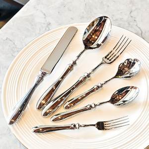 Cucharas de Servir Grandes de Acero Inoxidable 304 de Lujo para Ensaladas de Verduras, Banquetes y Buffets, para Catering - Product Image 1